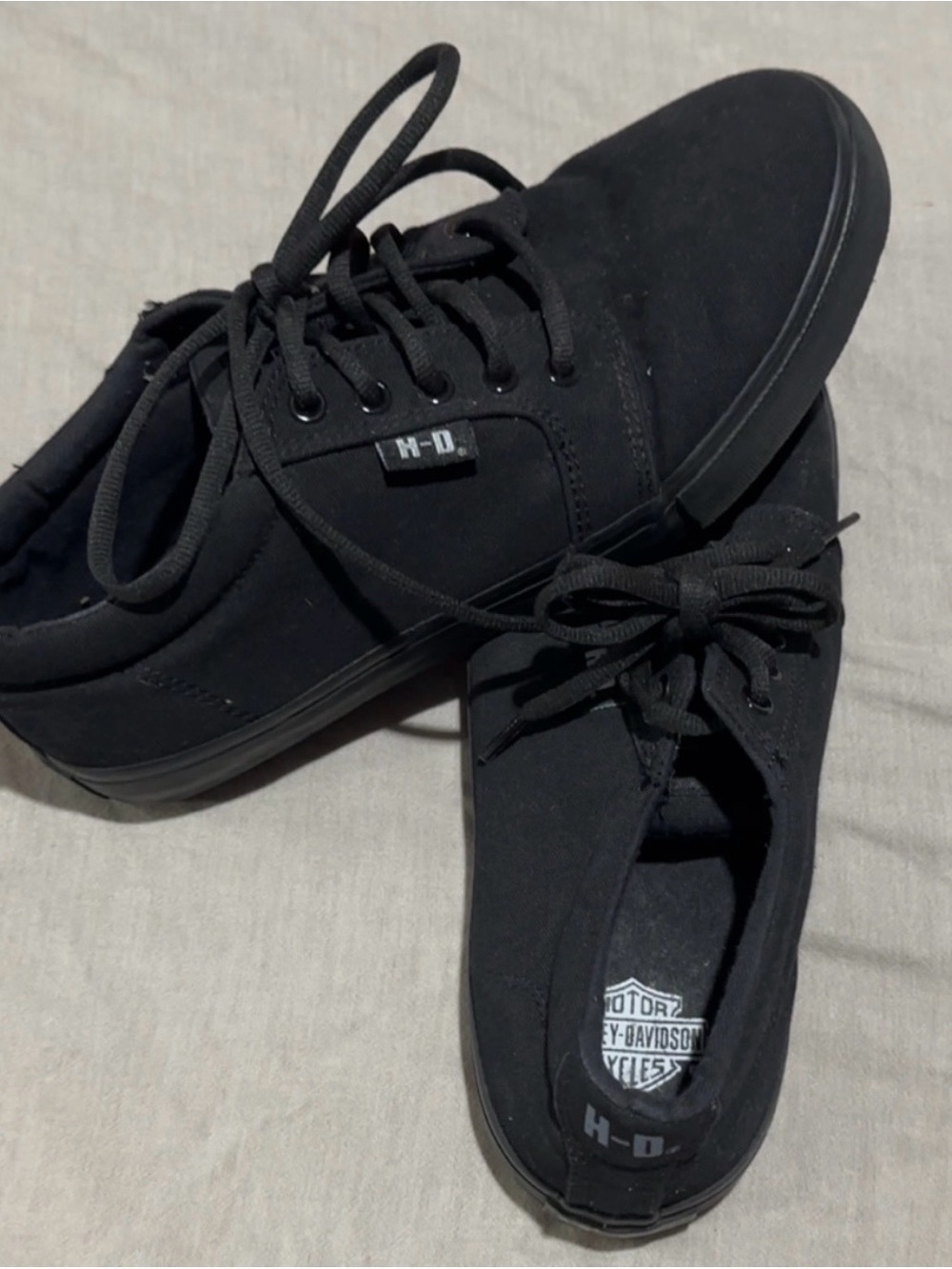 Harley-Davidson Black Low-Top Canvas Lace-Up Sneakers